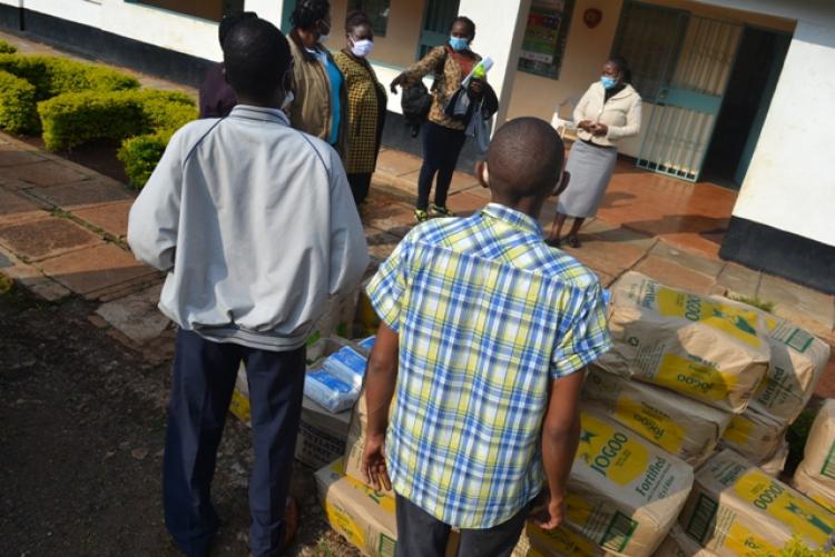 SWS donates foodstuff to Nairobi Children's Rescue Home.